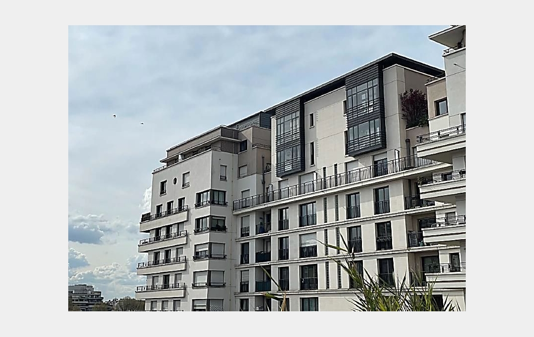 Annonces ST OUEN : Appartement | COURBEVOIE (92400) | 51 m2 | 345 000 € 