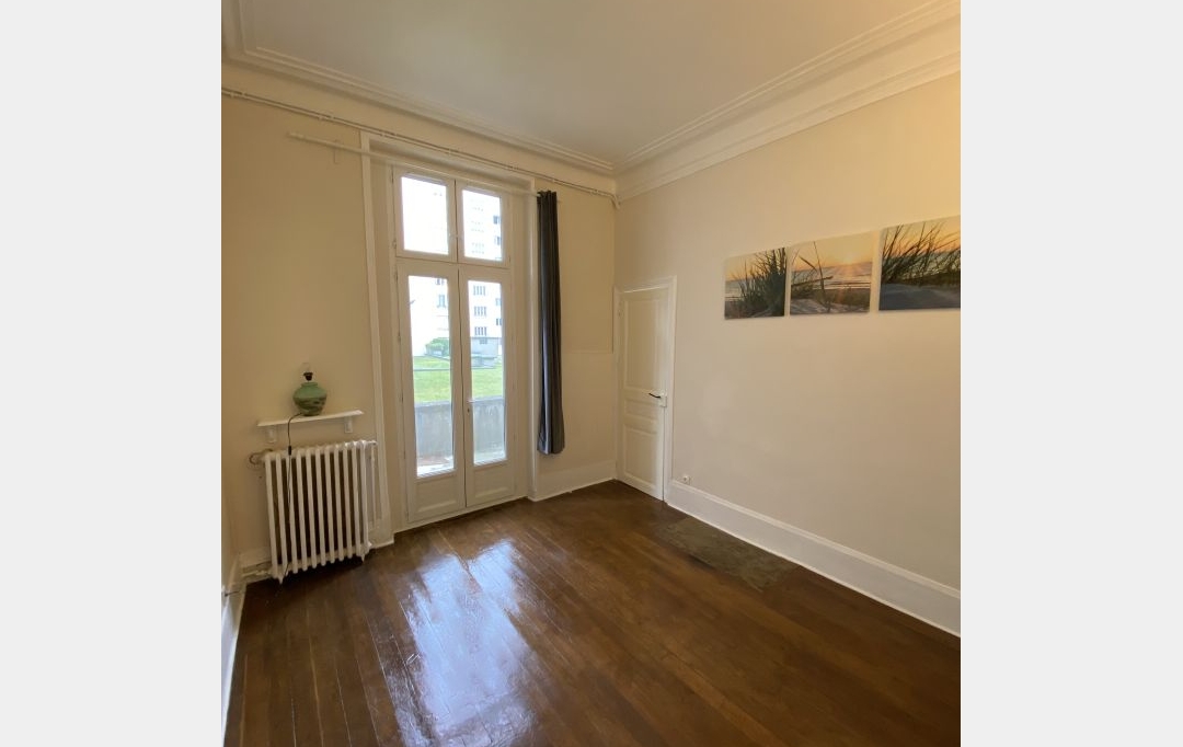 Annonces ST OUEN : Appartement | CHARENTON-LE-PONT (94220) | 30 m2 | 1 150 € 